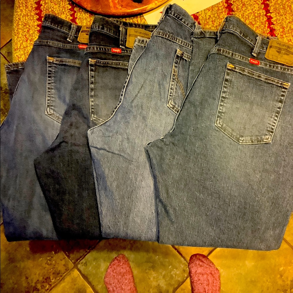 Wrangler Loose Fit Men’s Jeans